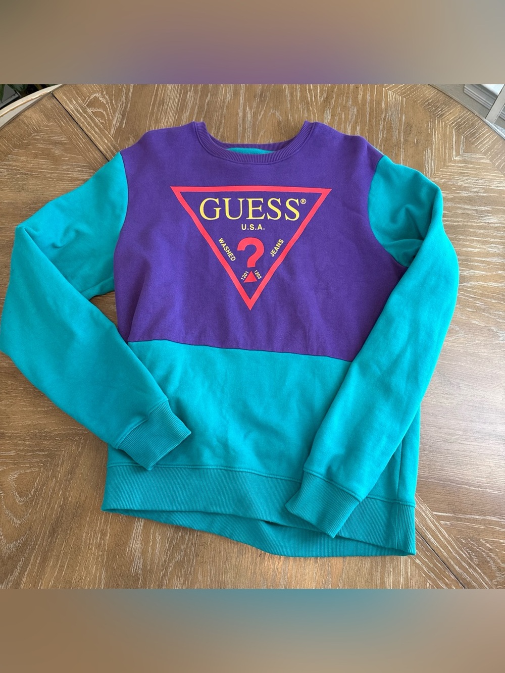 GUESS Purple & Teal Colorblock Crew Sweatshirt large logo
